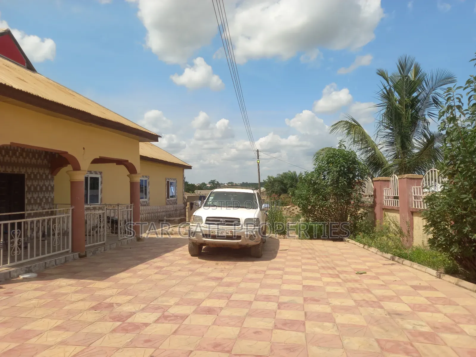 6bdrm House in Krobo, Kumasi Metropolitan for sale