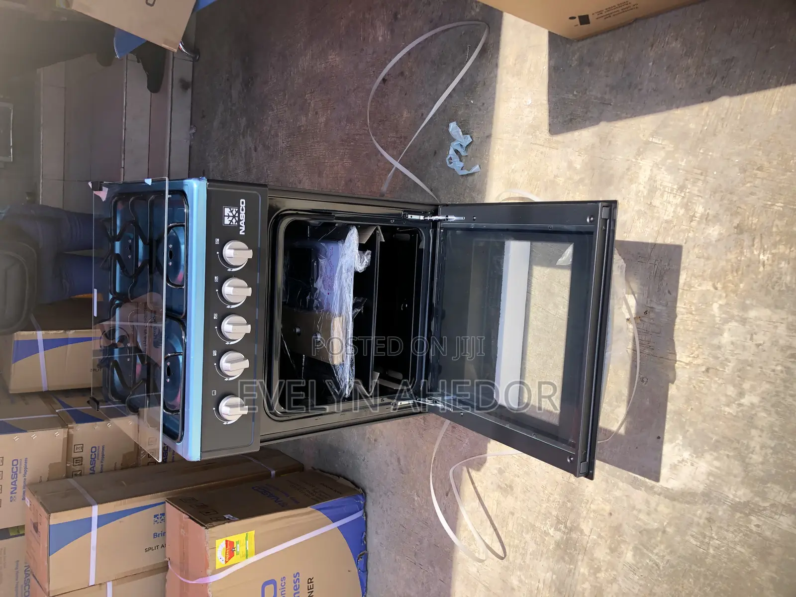 4 Burners Nasco Gas Cooker With Oven Available as Seen