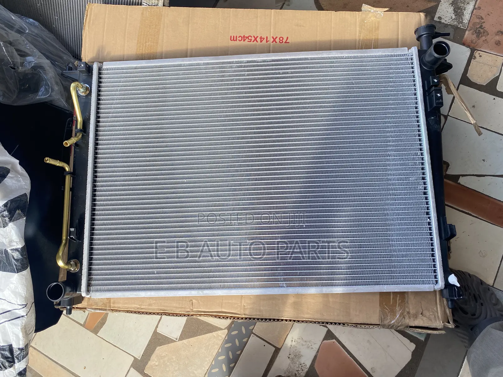 Kia Sorento 2017 Radiator Tank