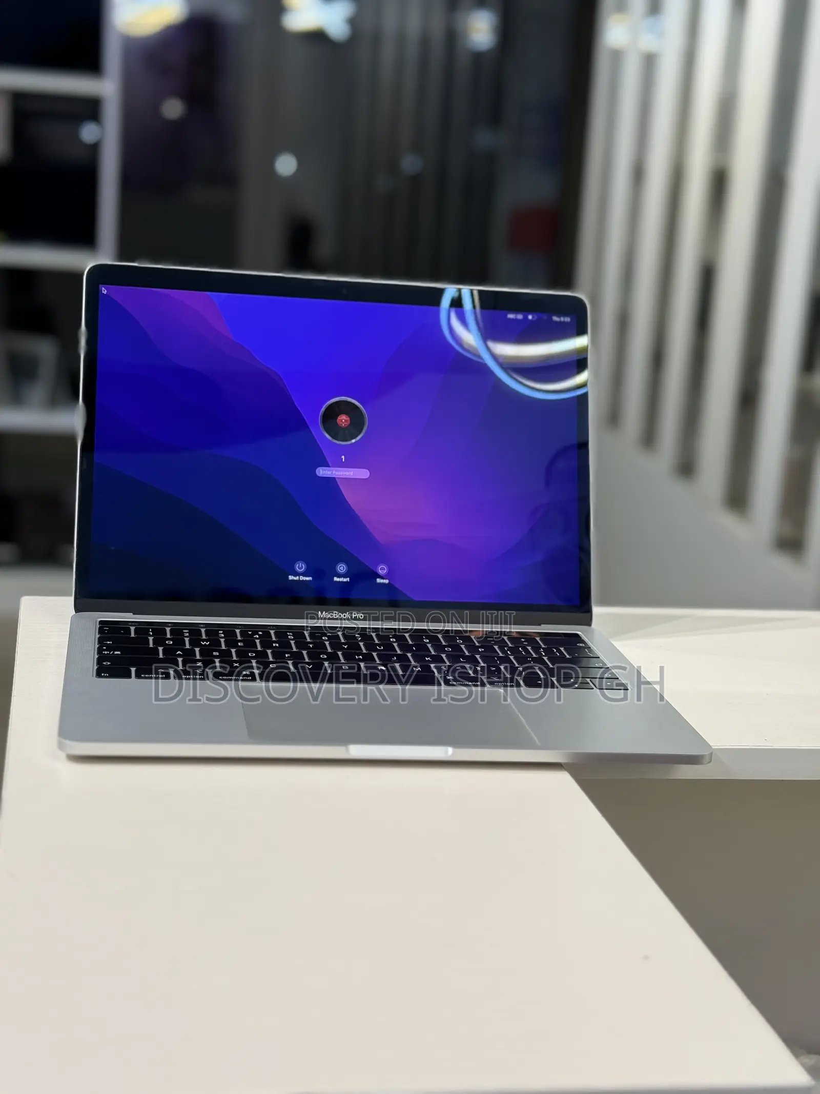 Laptop Apple MacBook Pro 2017 16GB Intel Core I5 SSD 256GB