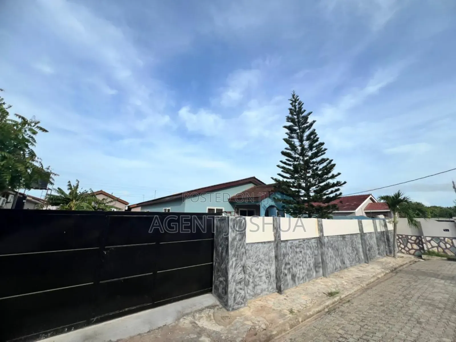 3bdrm House in Manet Viile Estate, Spintex for rent