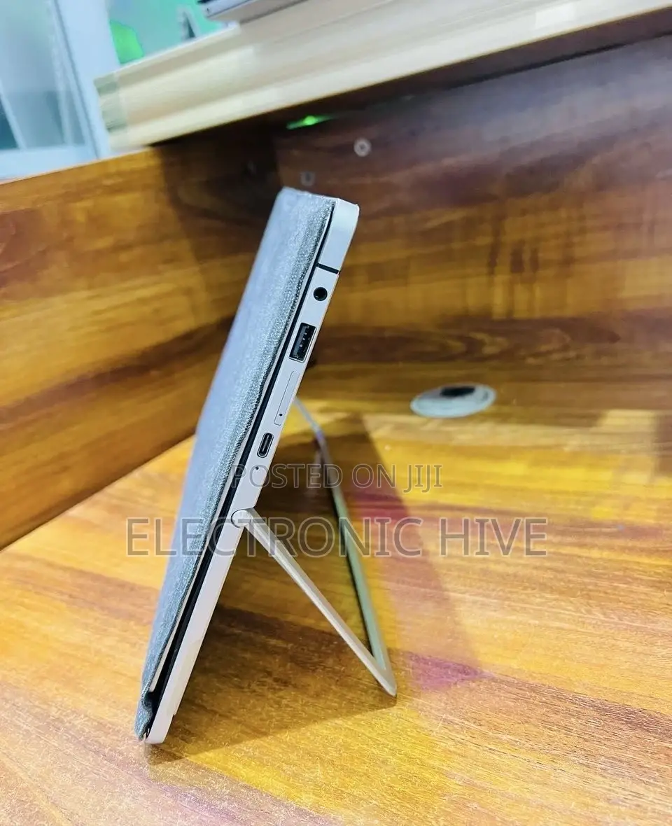 Laptop HP Elite X2 1012 8GB SSD 512GB