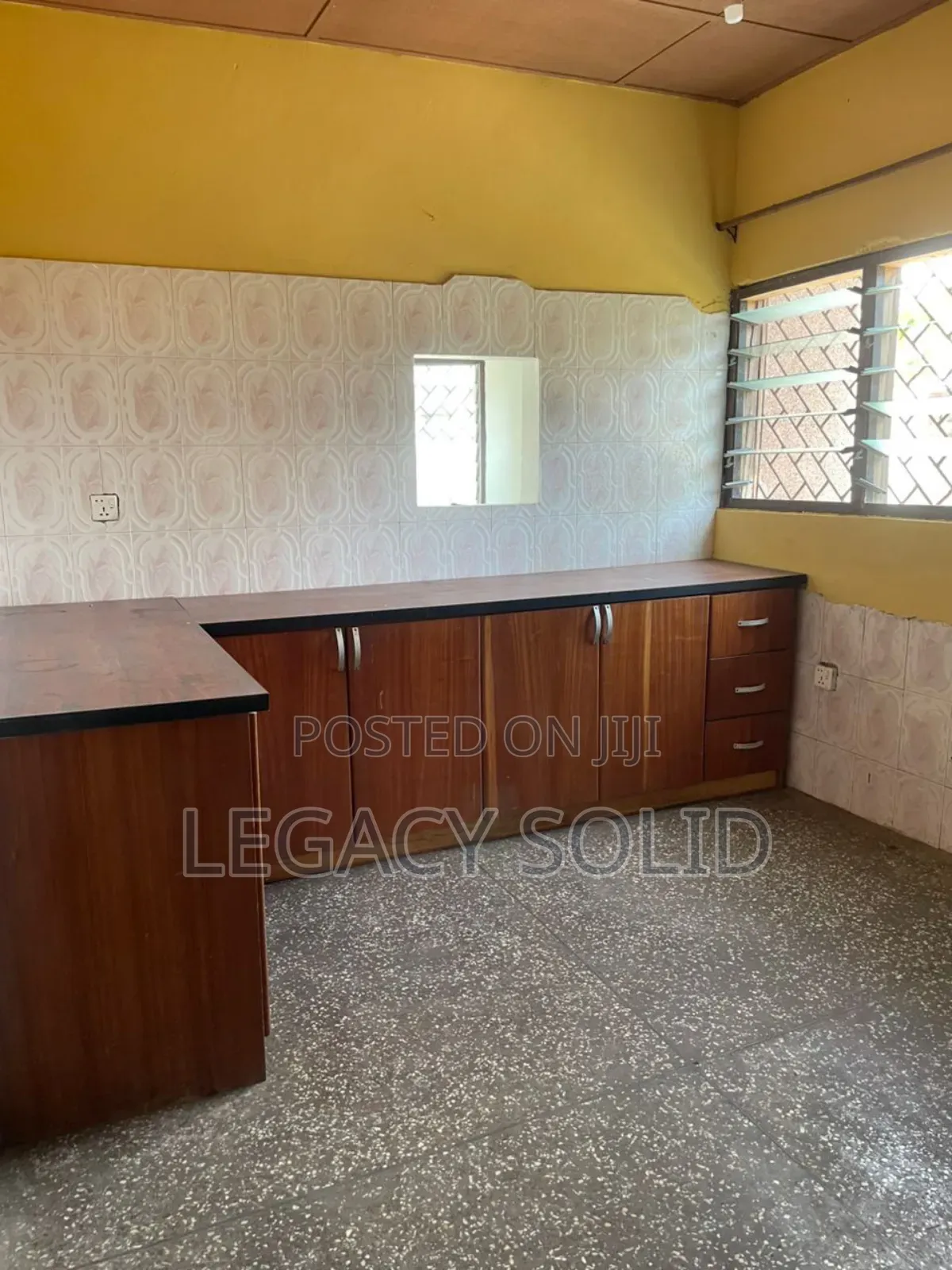 3bdrm House in ๐ป๐๐๐๐๐ข ๐๐๐๐๐ ๐๐๐๐, Lashibi for rent