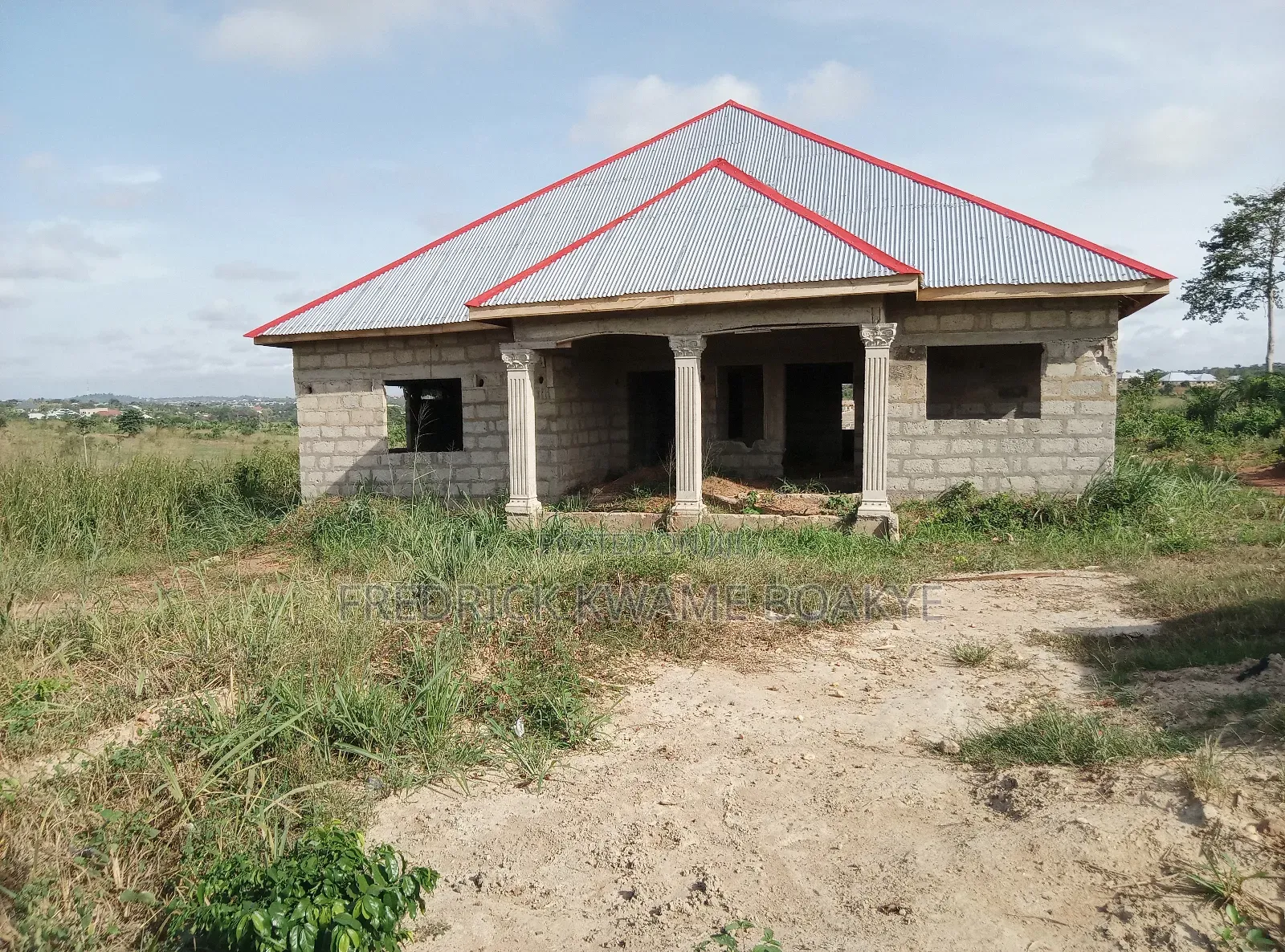 3bdrm House in Brother K Estate, Kumasi Metropolitan for Sale