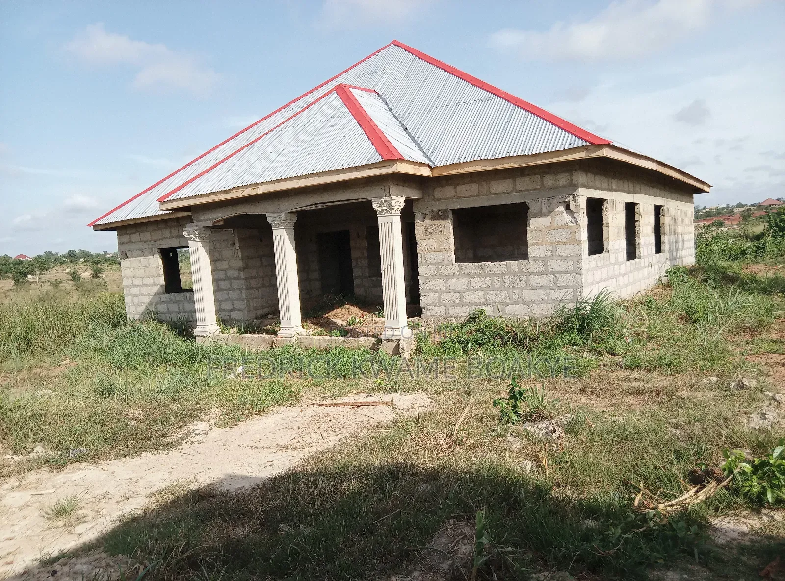 3bdrm House in Brother K Estate, Kumasi Metropolitan for Sale