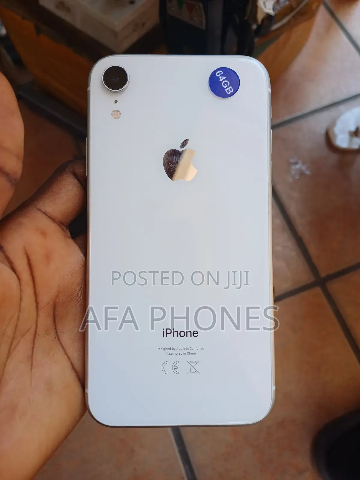 Apple iPhone XR 64 GB White
