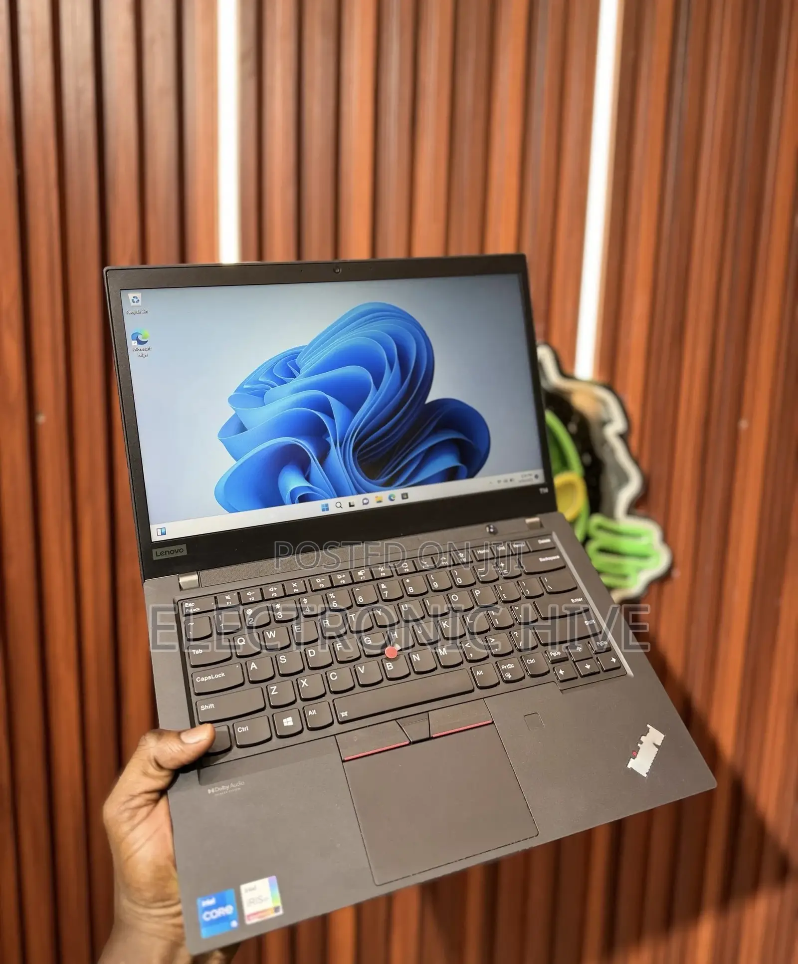Laptop Lenovo ThinkPad T14 G4 16GB Intel Core I5 SSD 512GB