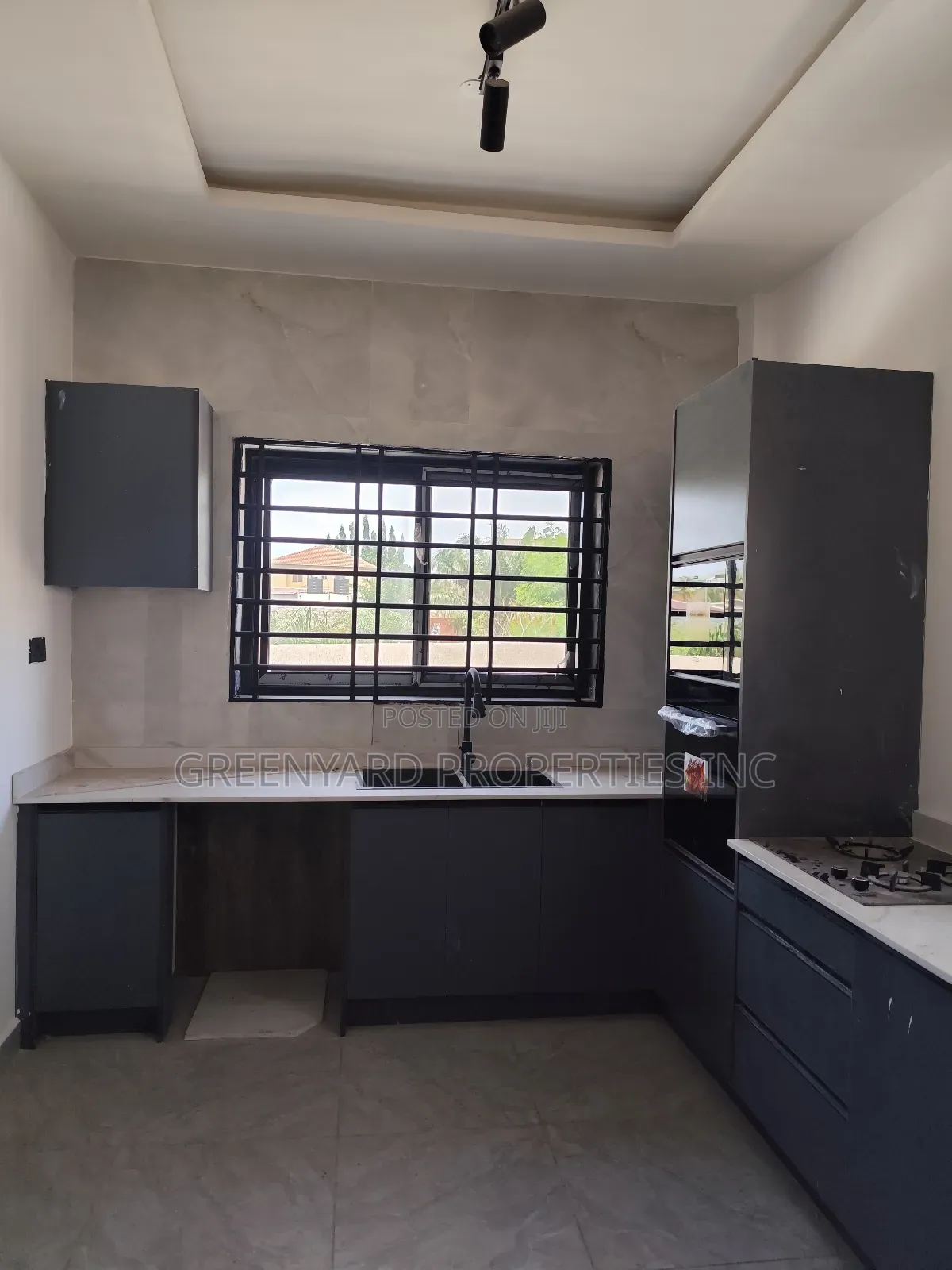 5bdrm House in Adjiringanor, East Legon for sale