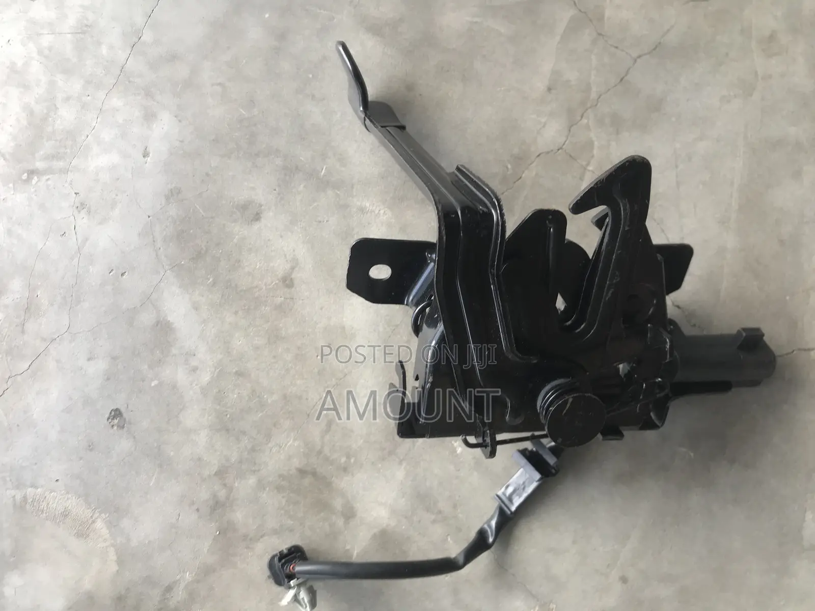 Hyundai Kona 2018 Bonnet Locker