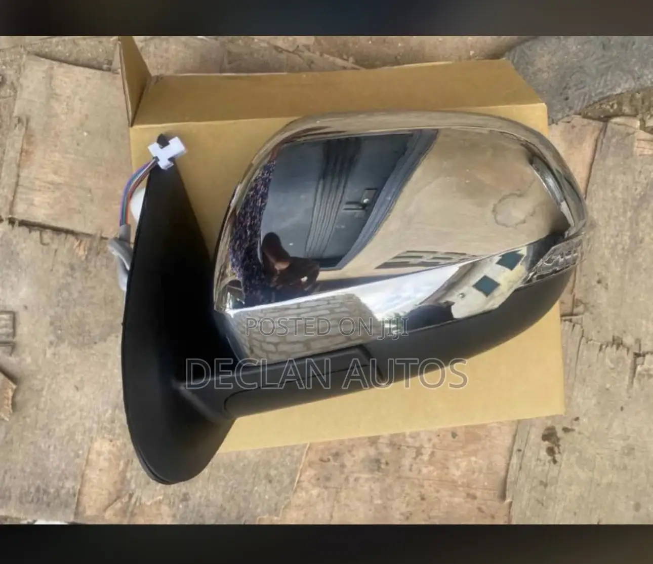 L200 2019  Driving Mirror Automatic