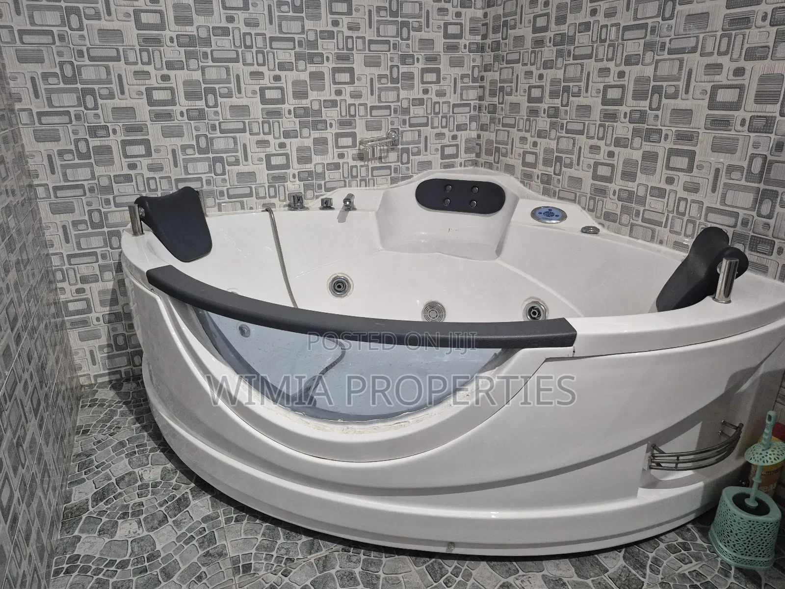 Furnished 7bdrm Maisonette in Jjs House, Gbawe for rent