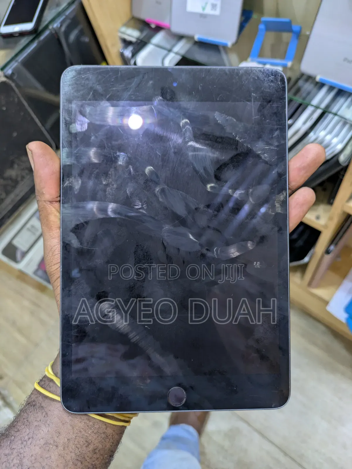 Apple iPad mini 5 64 GB Gray