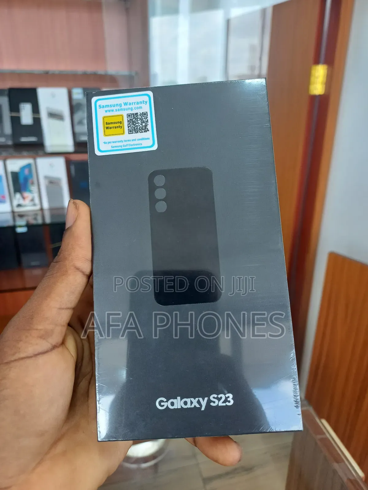 New Samsung Galaxy S23 256 GB Gold