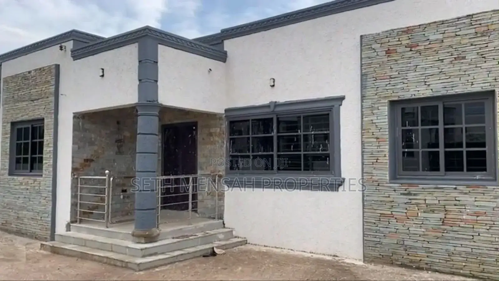 3bdrm House in Oyarifa for sale