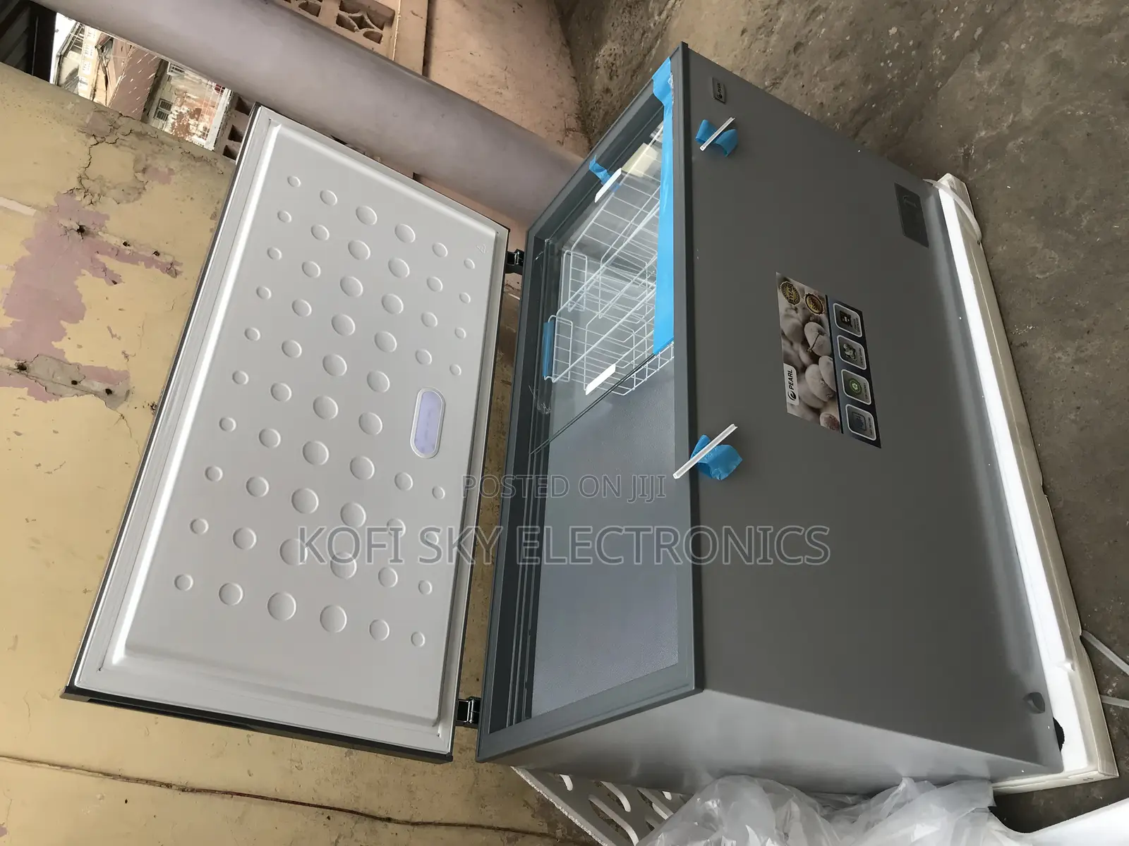 100% Commented Pearl 380litres Chest Freezer