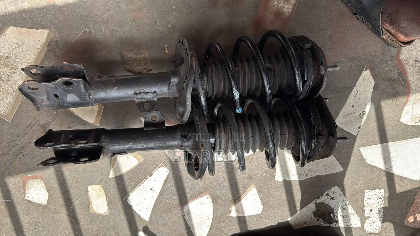 Toyota Corolla :2012 to 2018 Front Shocks Absorbers