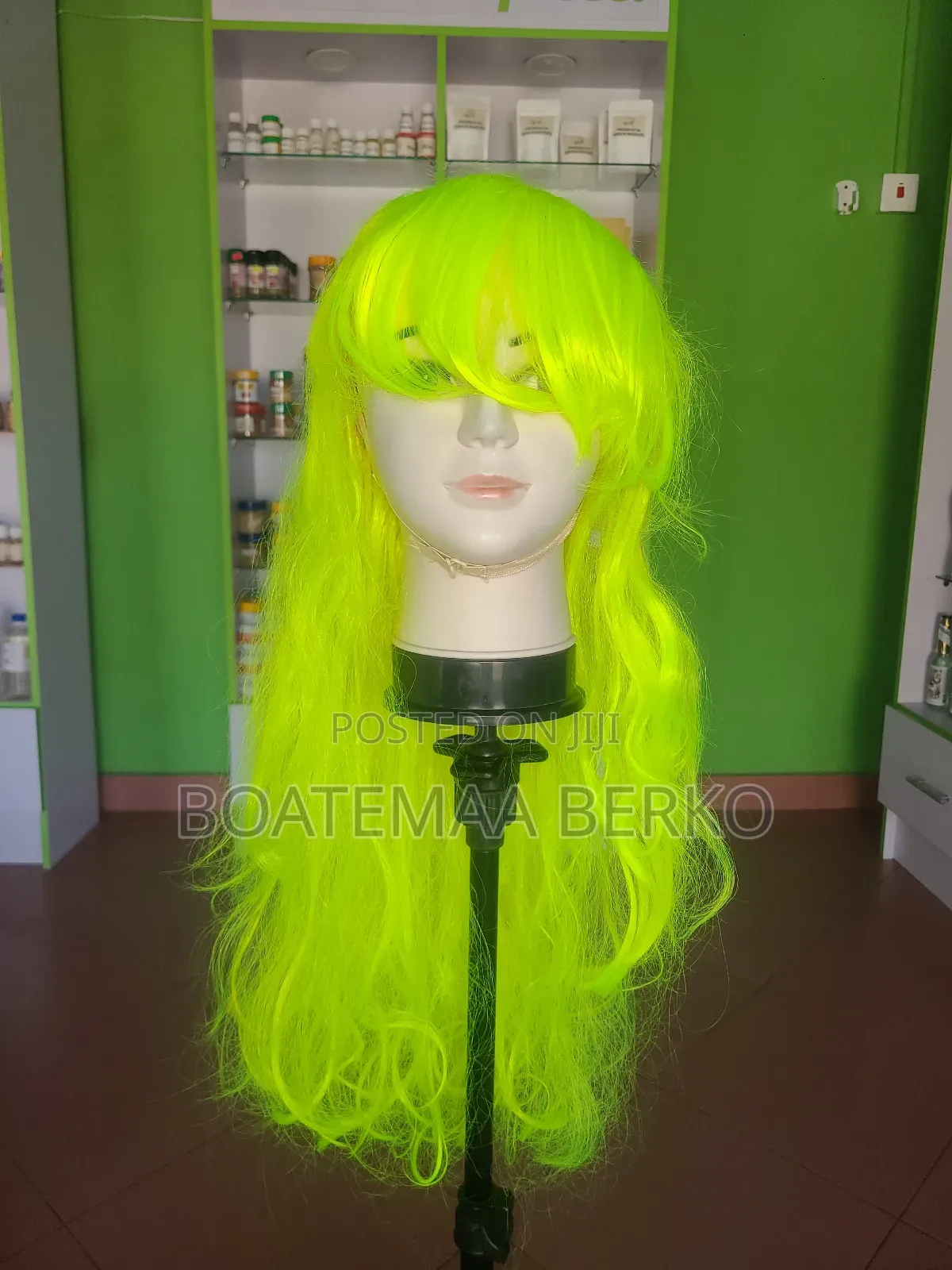 Green French Cut Wavy Hair