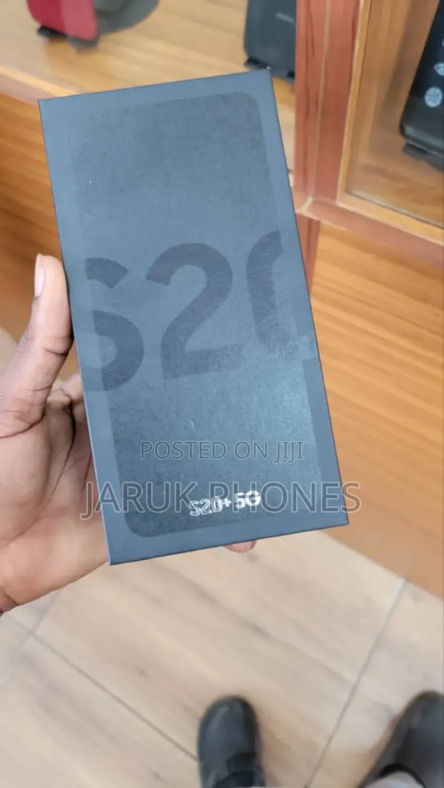 New Samsung Galaxy S20+ 5G 128 GB Black