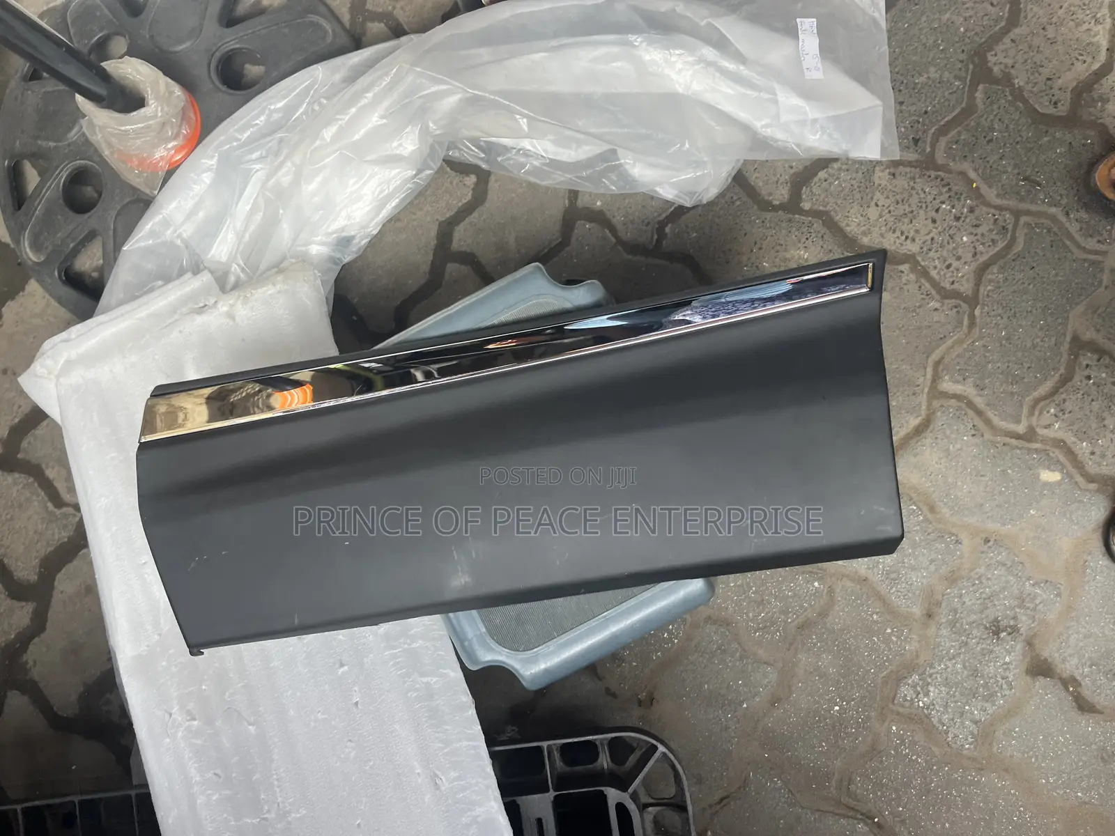 Honda CRV 2017 2022 Door Moulding With Shinning