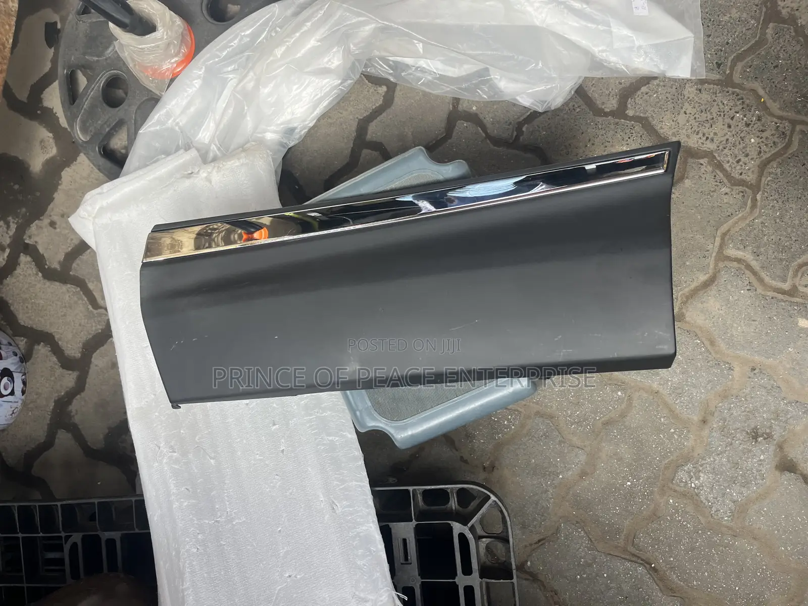Honda CRV 2017 2022 Door Moulding With Shinning