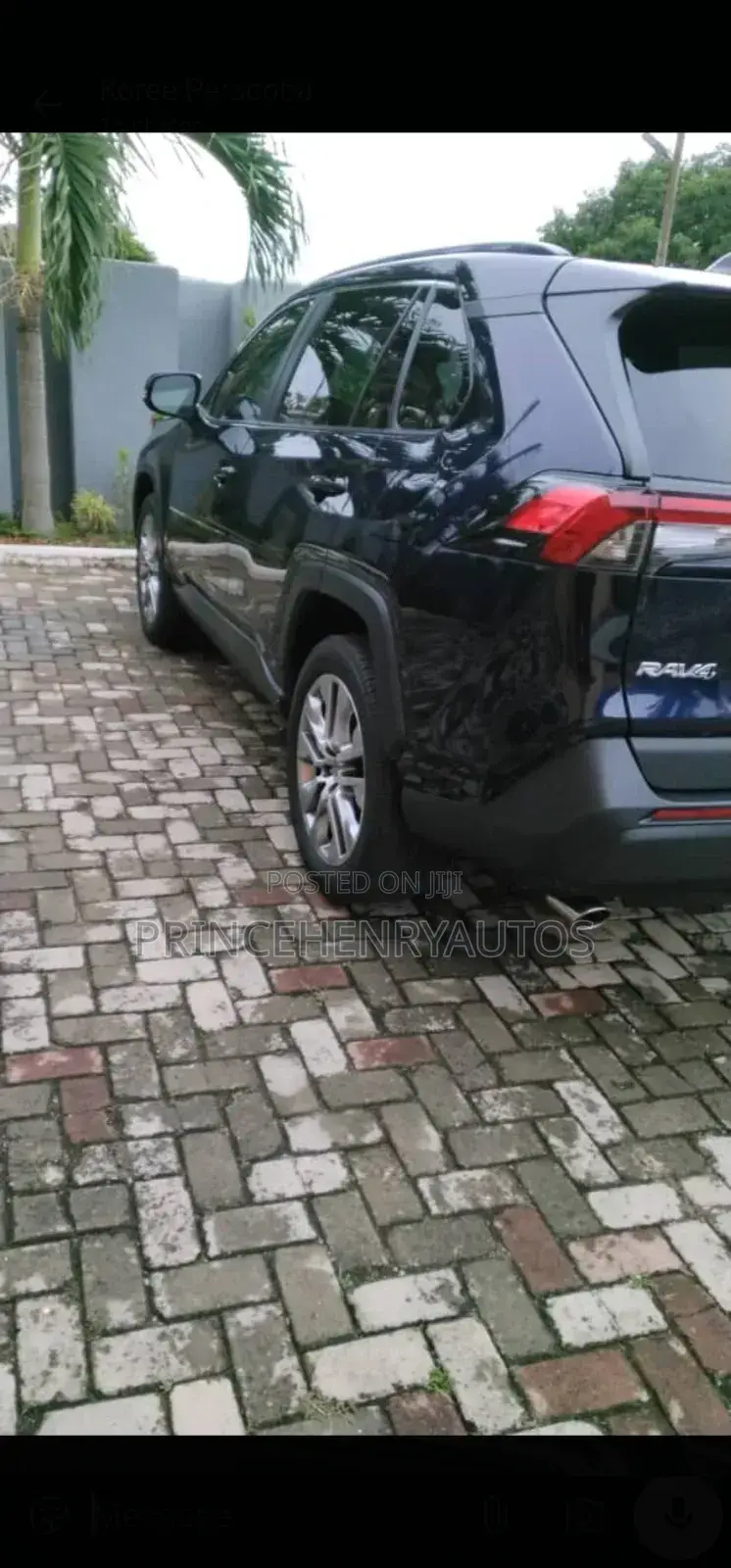 Toyota RAV4 XLE Premium 2022 Blue
