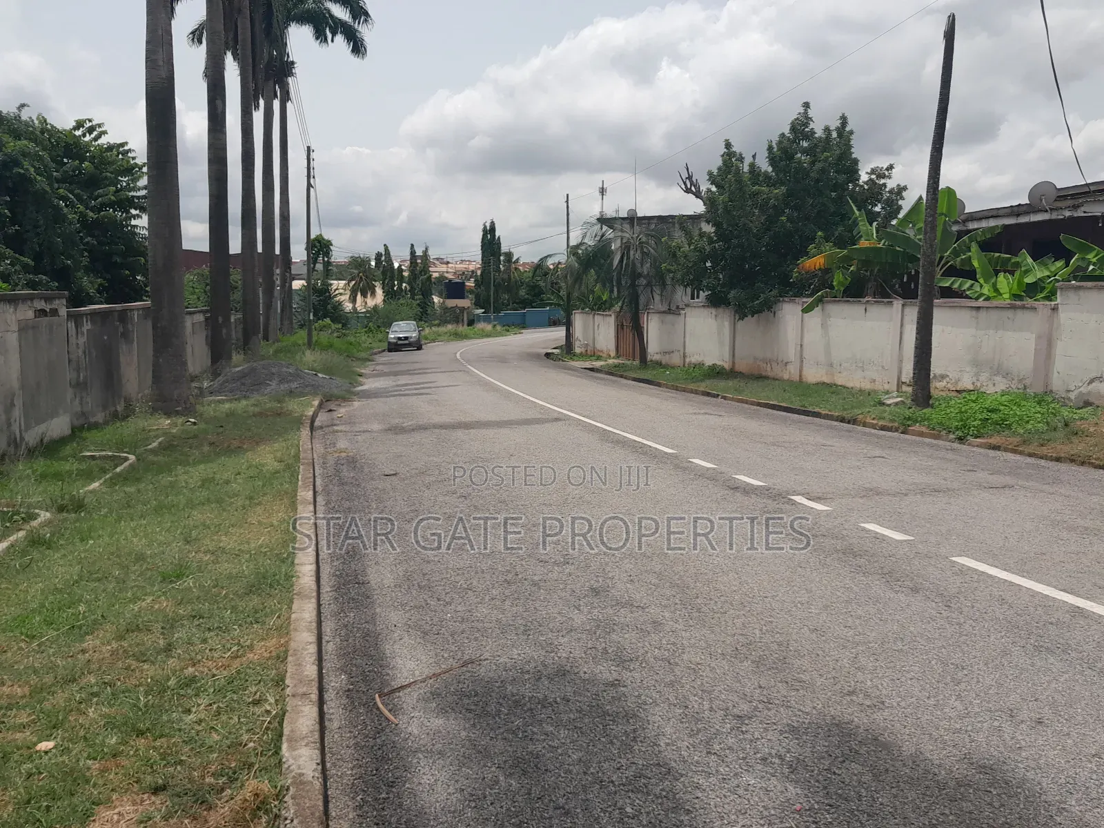 Plot for Sale at Tech Maxima ( Well Located)