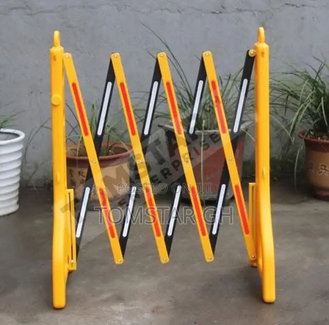 Telescopic Fence Barricades