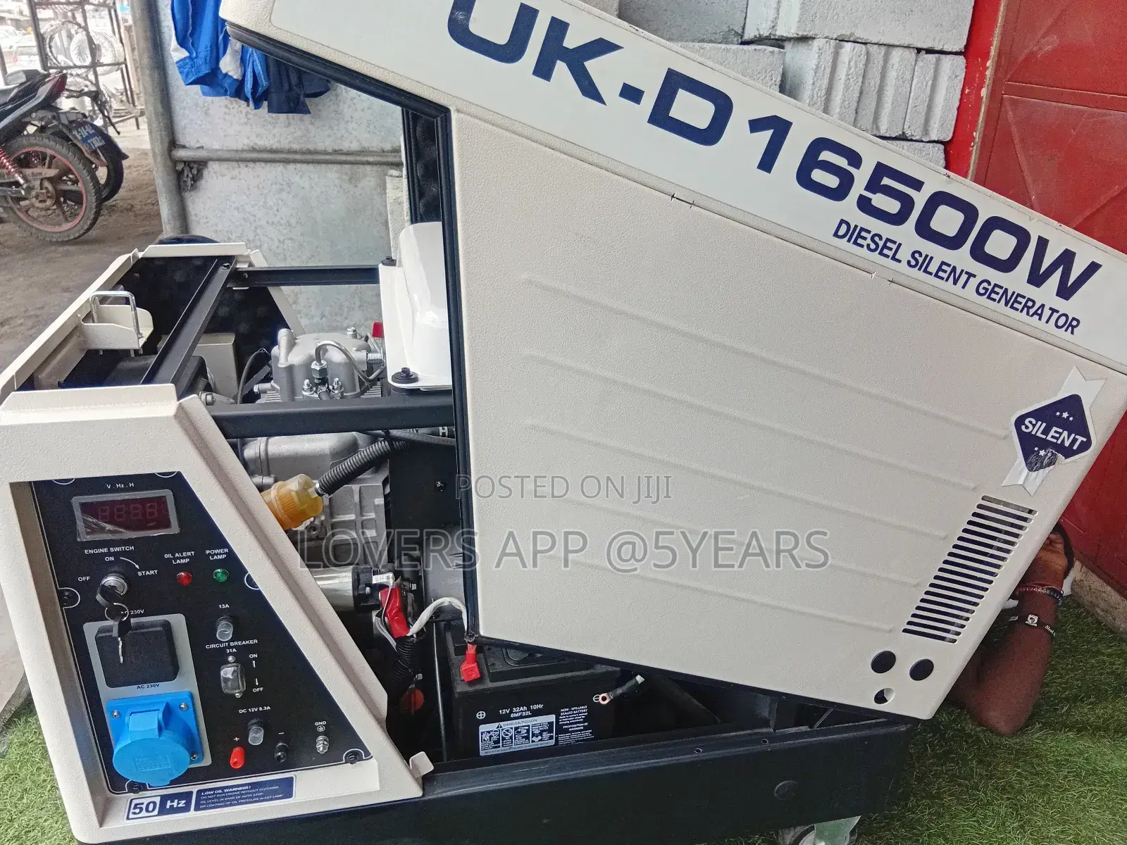 Comprehensive Uk-Model Diesel Engine 15kva Generator