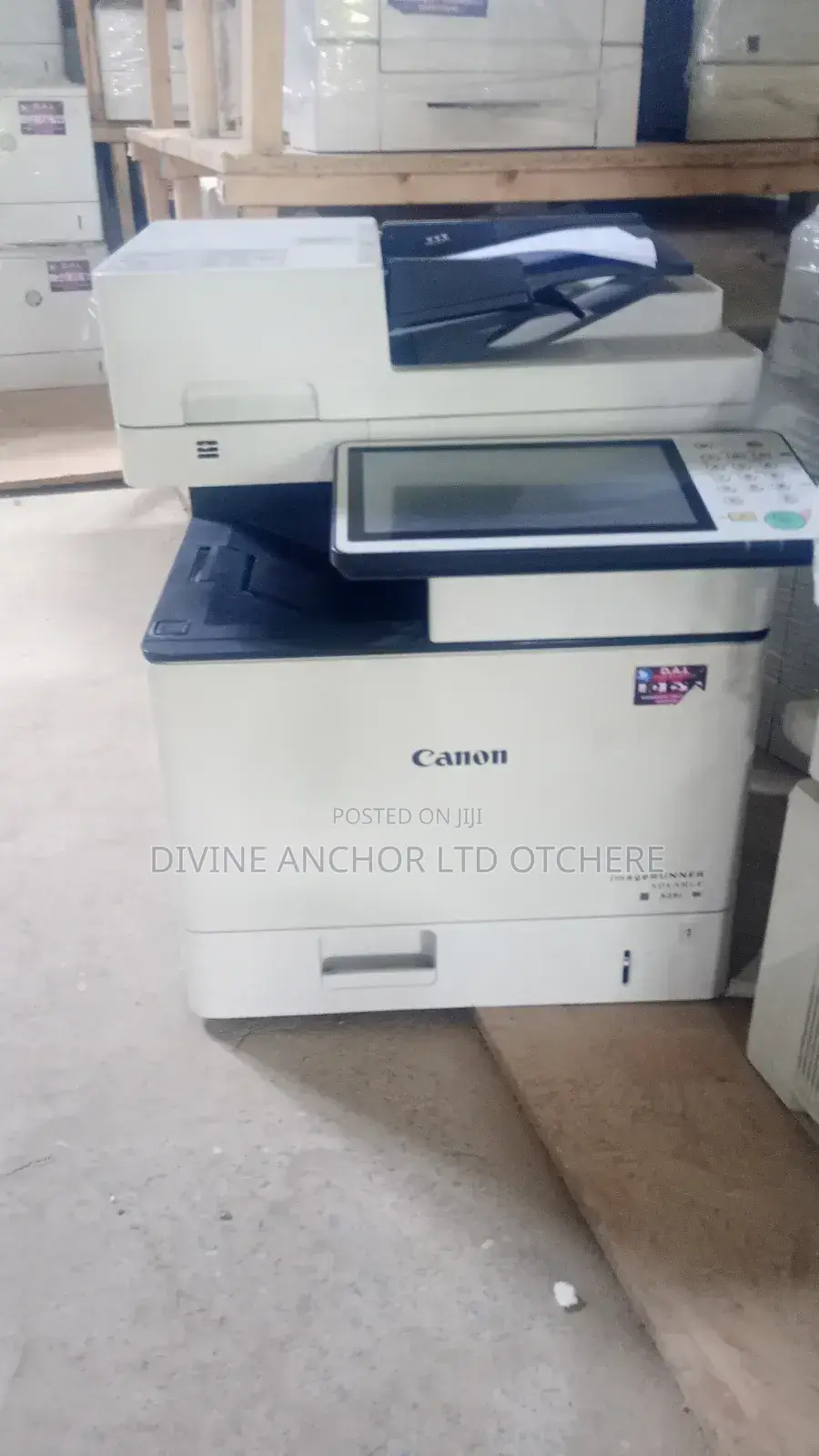 Canon Iradv525
