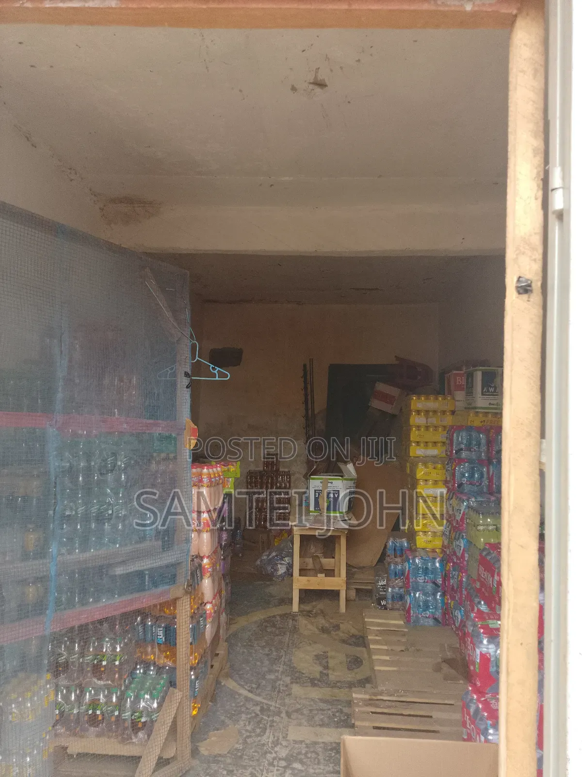Warehouse for Rent at Madina