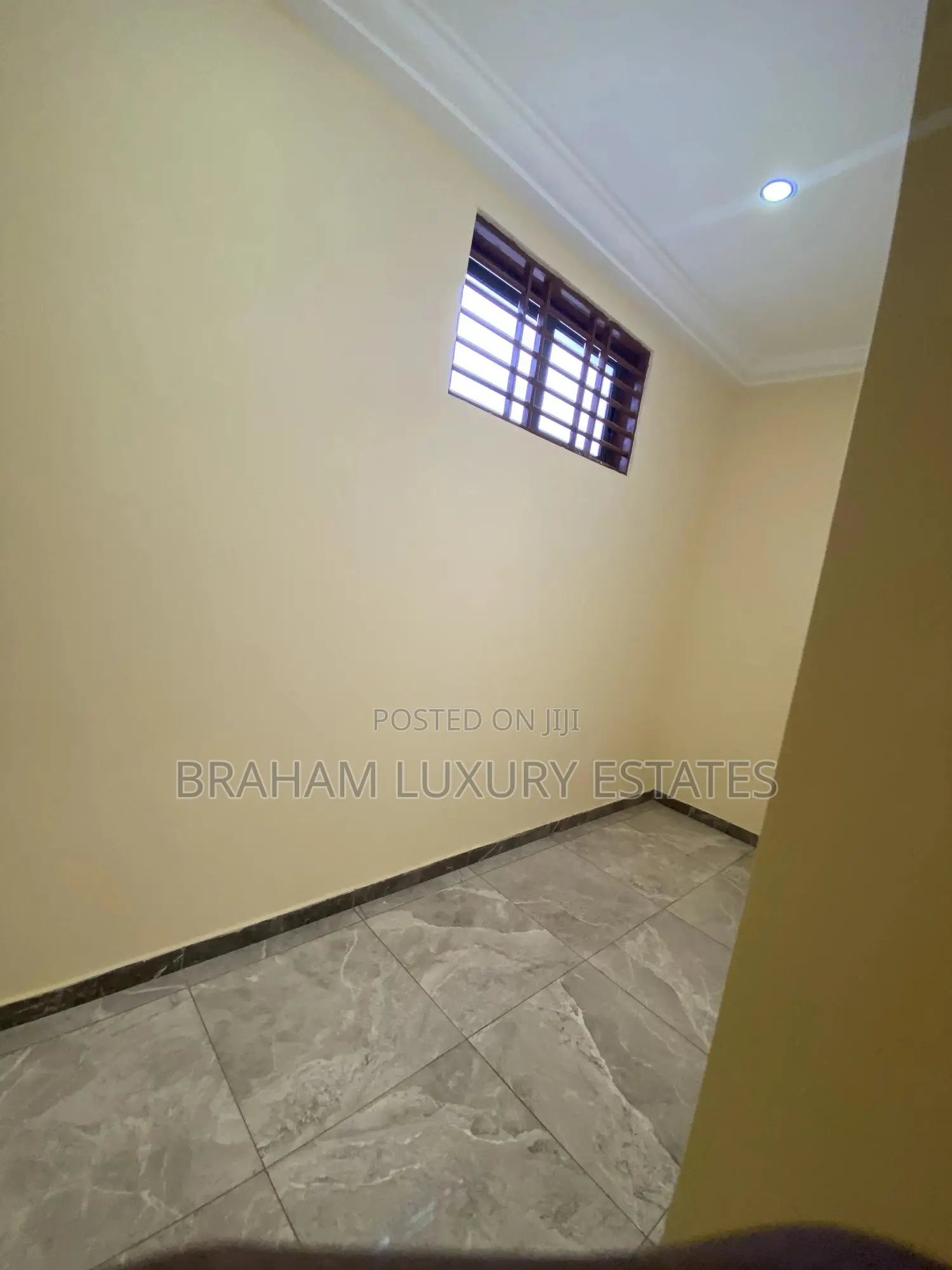 3bdrm Apartment in Braham Luxury, Spintex for rent
