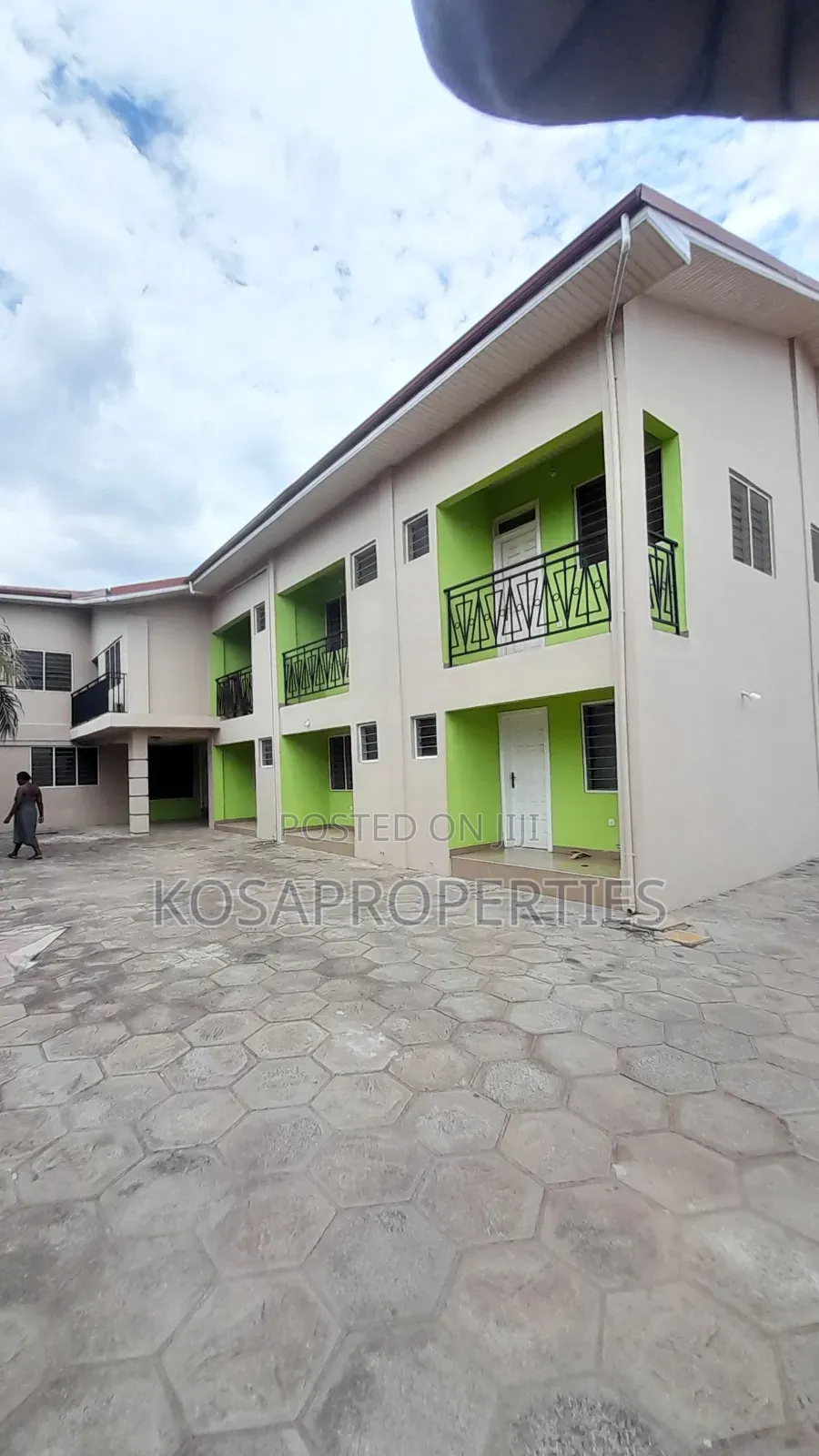 20bdrm House in Hacho Ecomoc, ECOMOG for sale