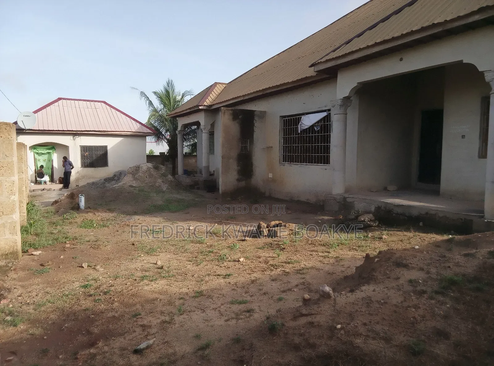 6bdrm House in Brother K Estate, Kumasi Metropolitan for sale