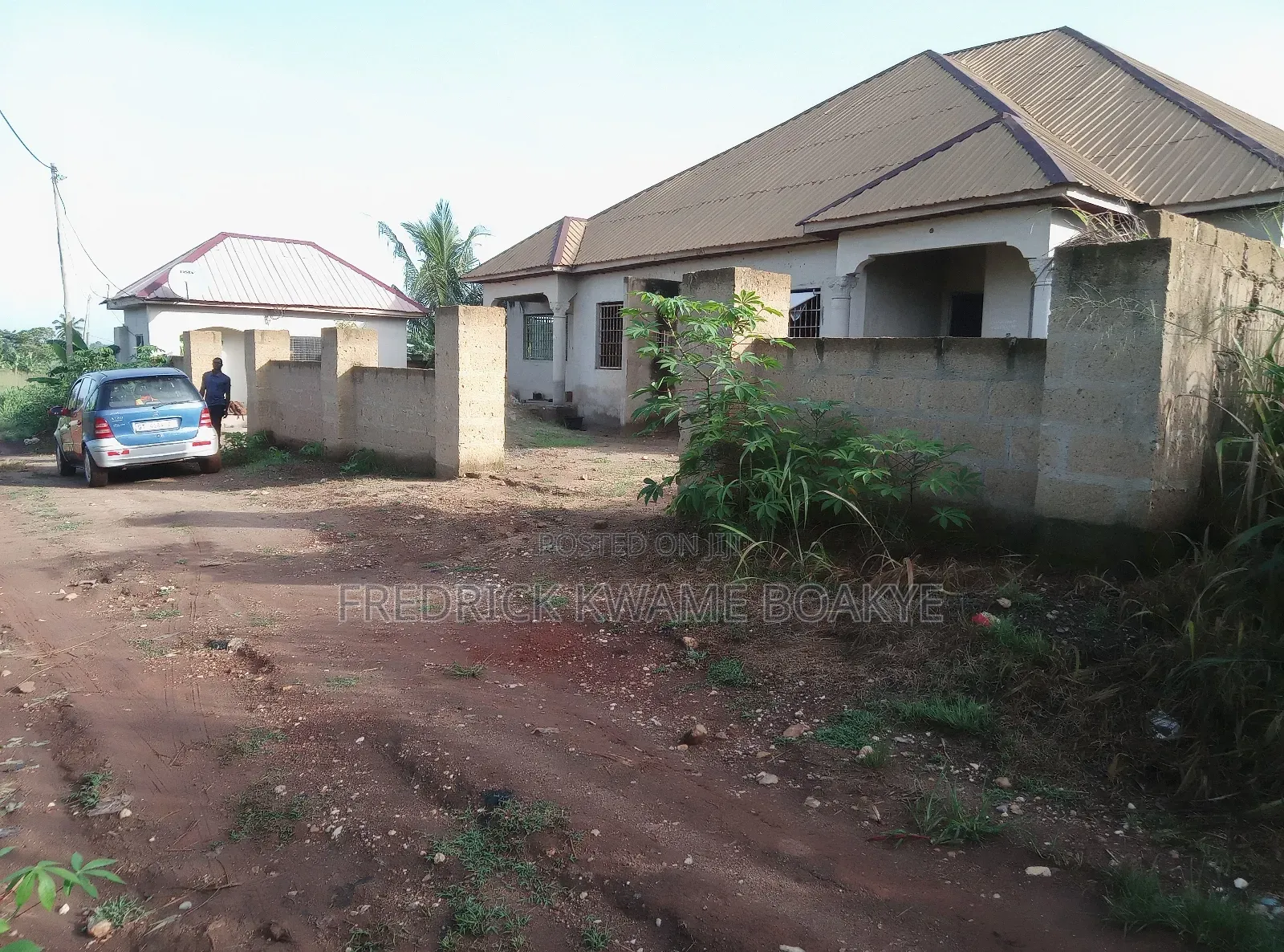 6bdrm House in Brother K Estate, Kumasi Metropolitan for sale