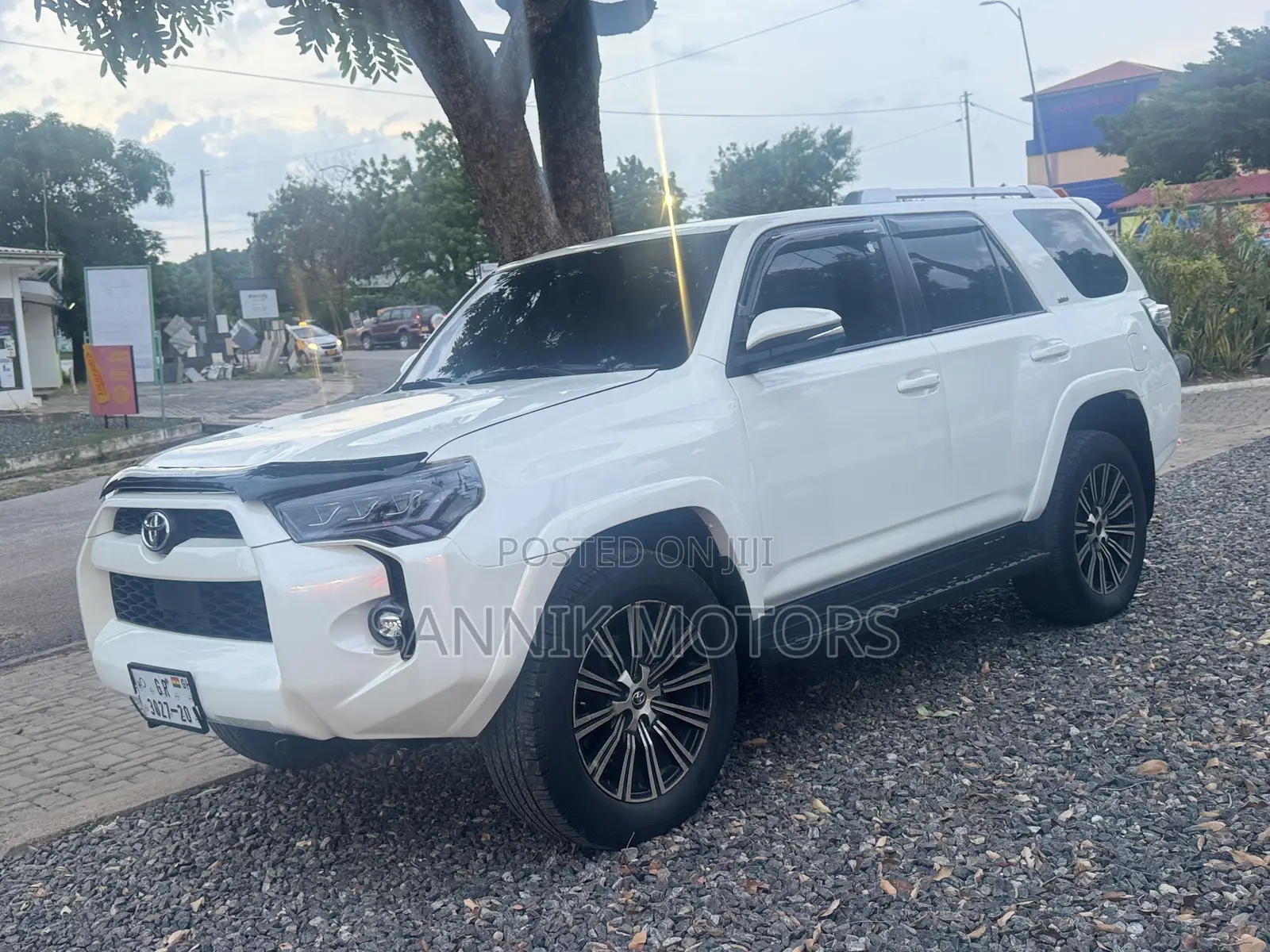 Toyota 4-Runner SR5 4dr 4x2 (4.0L 6cyl 5A) 2017 White