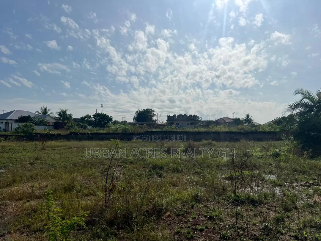 Gt/Accra - Amasaman, (Achiaman) _ 36 Plots of Building Land