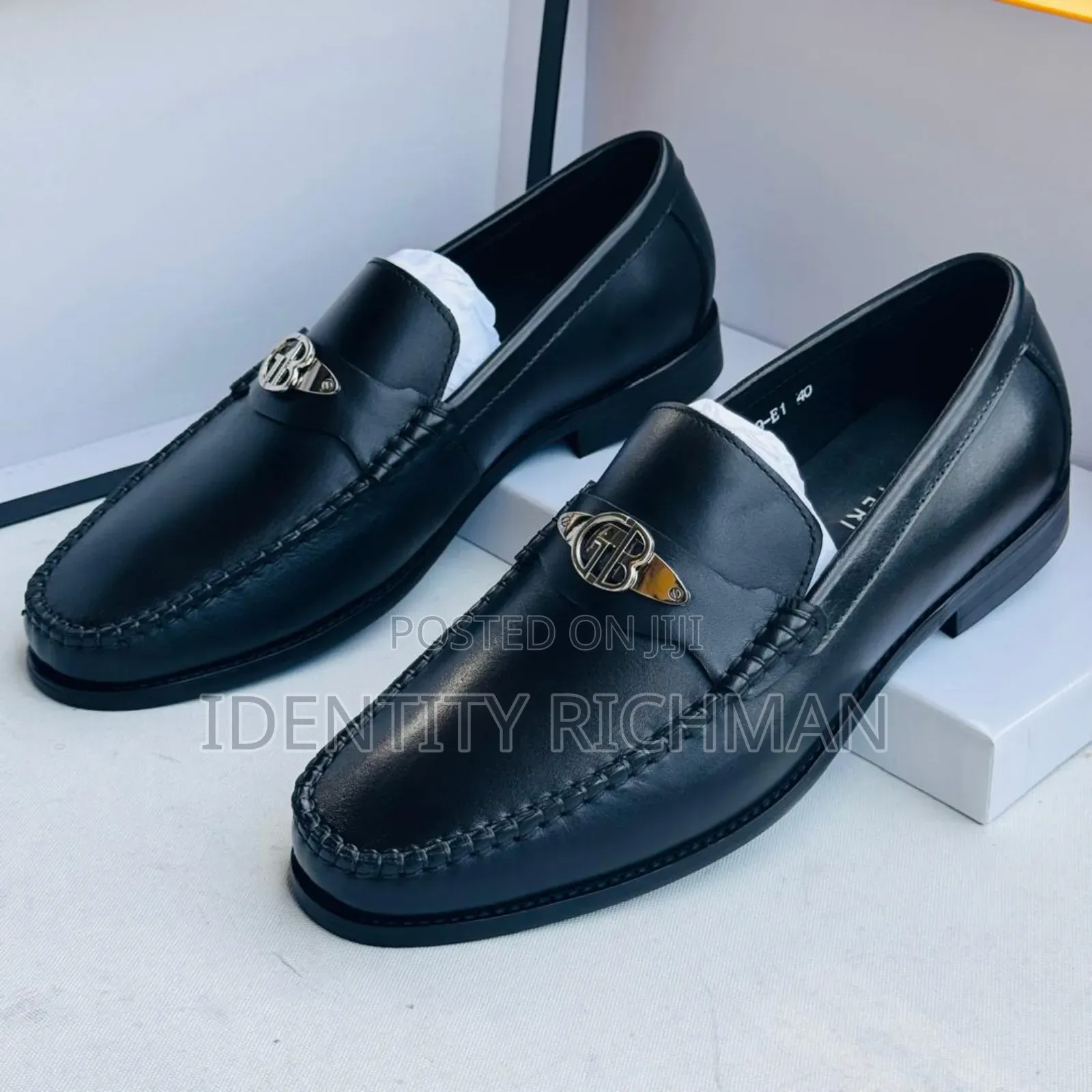 Men Shoes Available as Seen