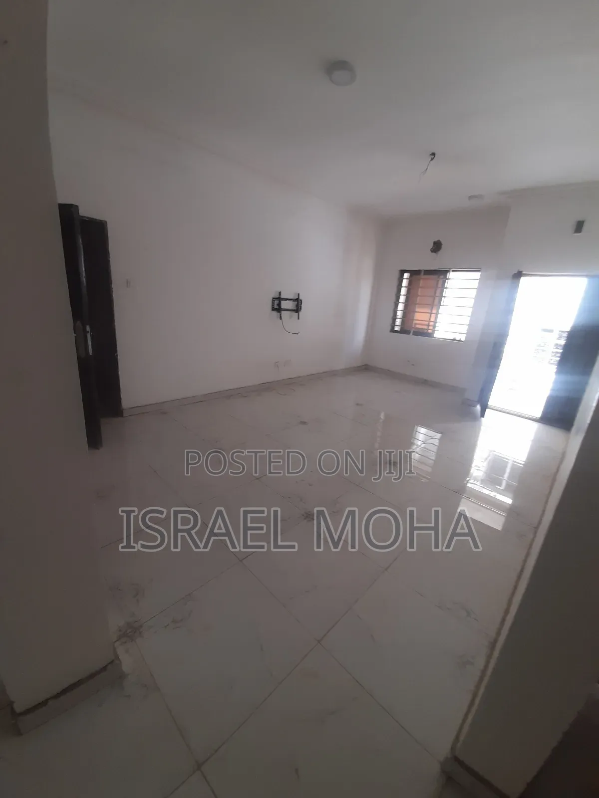 2bdrm Apartment in Lakeside for rent