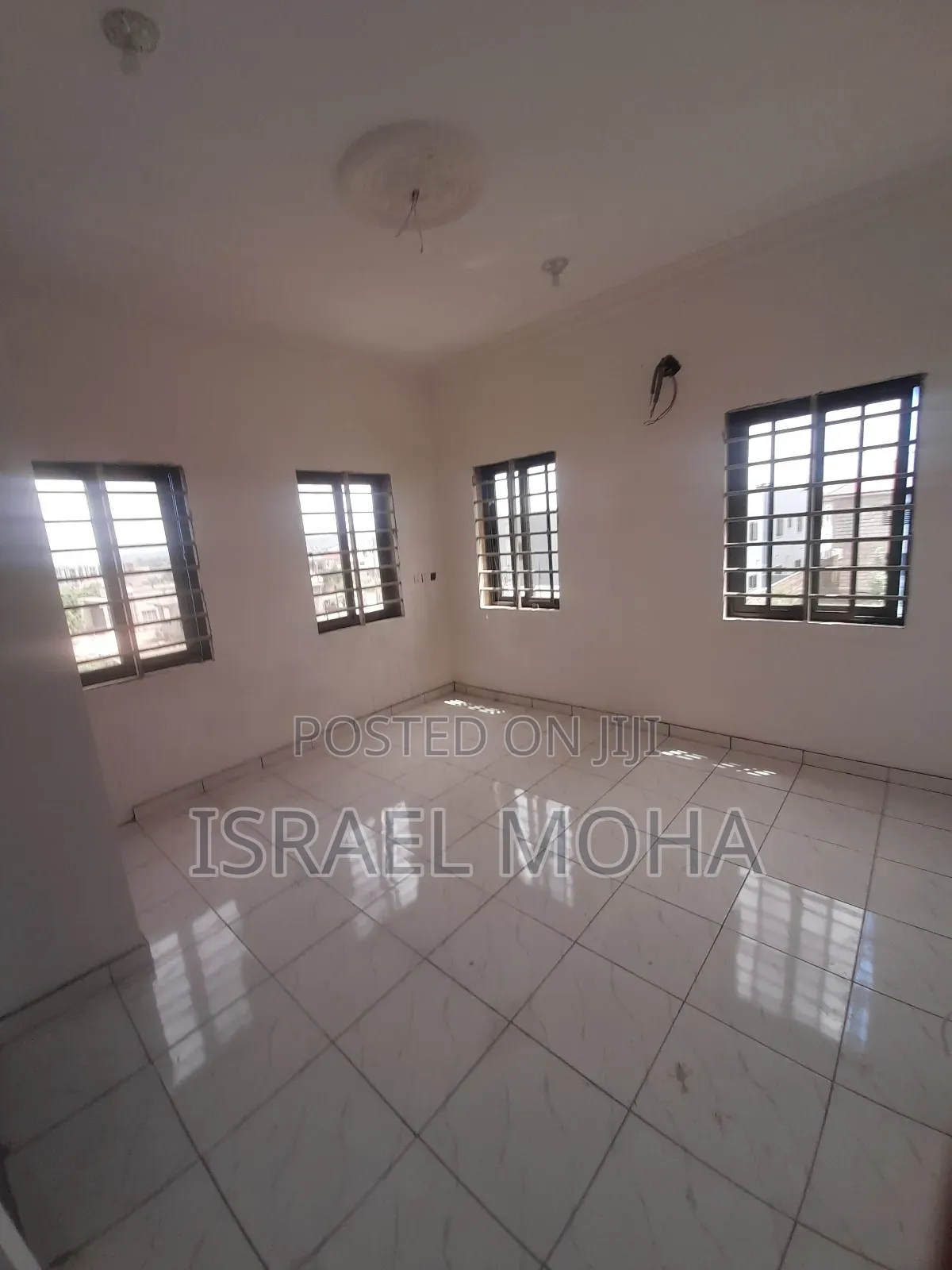 2bdrm Apartment in Lakeside for rent