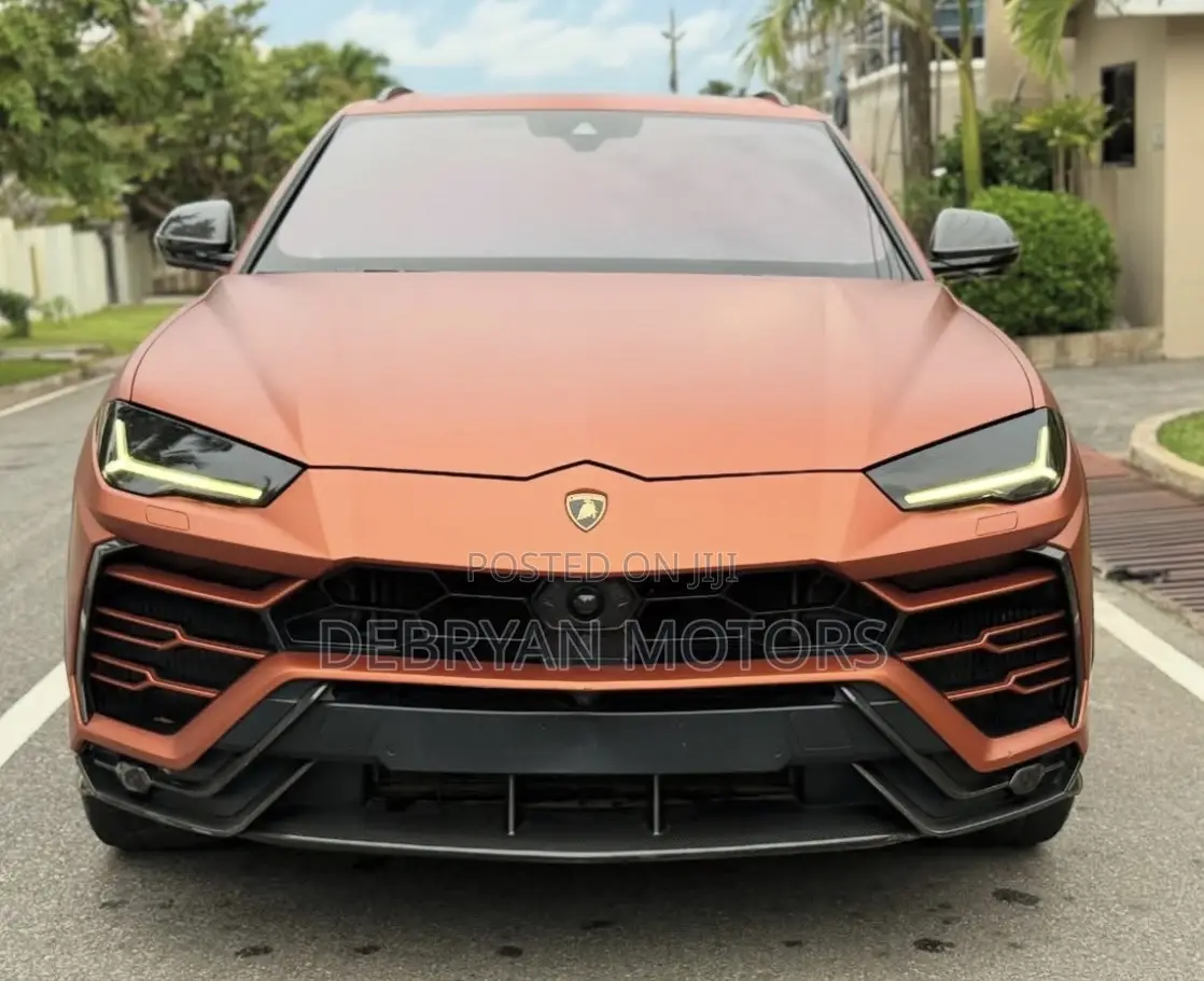 Lamborghini Urus Base 2019 Orange