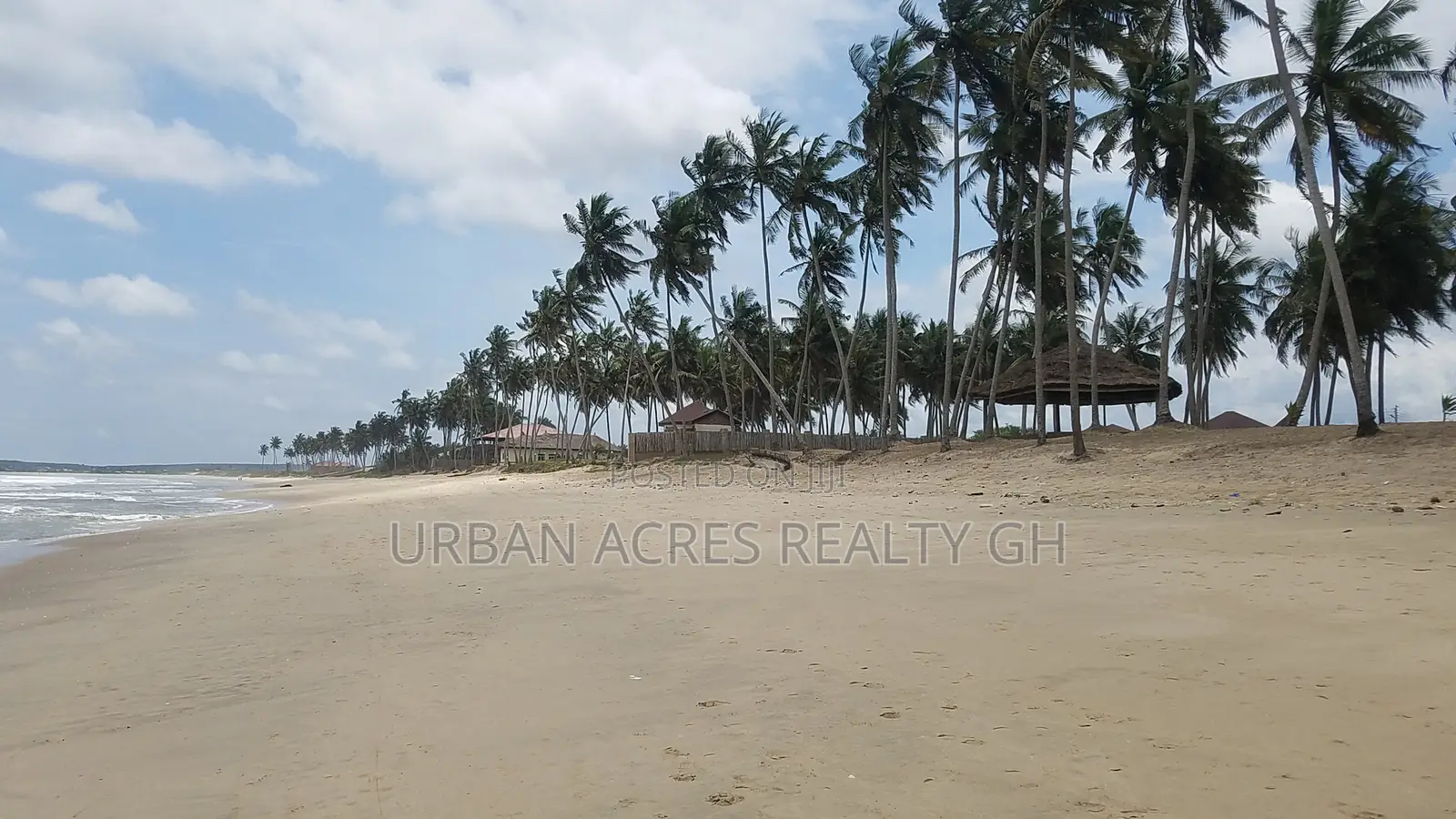 Central Region, Apam (Abrekum) _ 2 Units of 2 Bedrms Oceanfront House