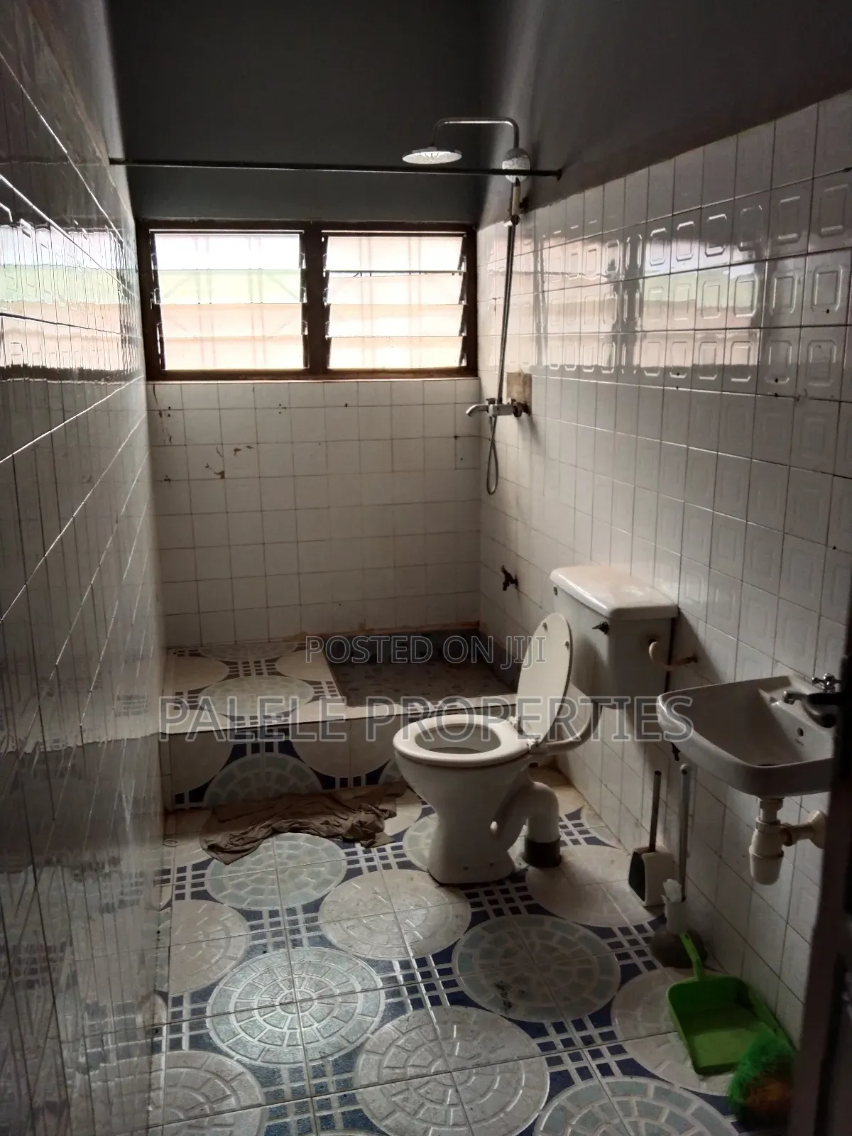 2bdrm Apartment in Dansoman Sakaman for rent