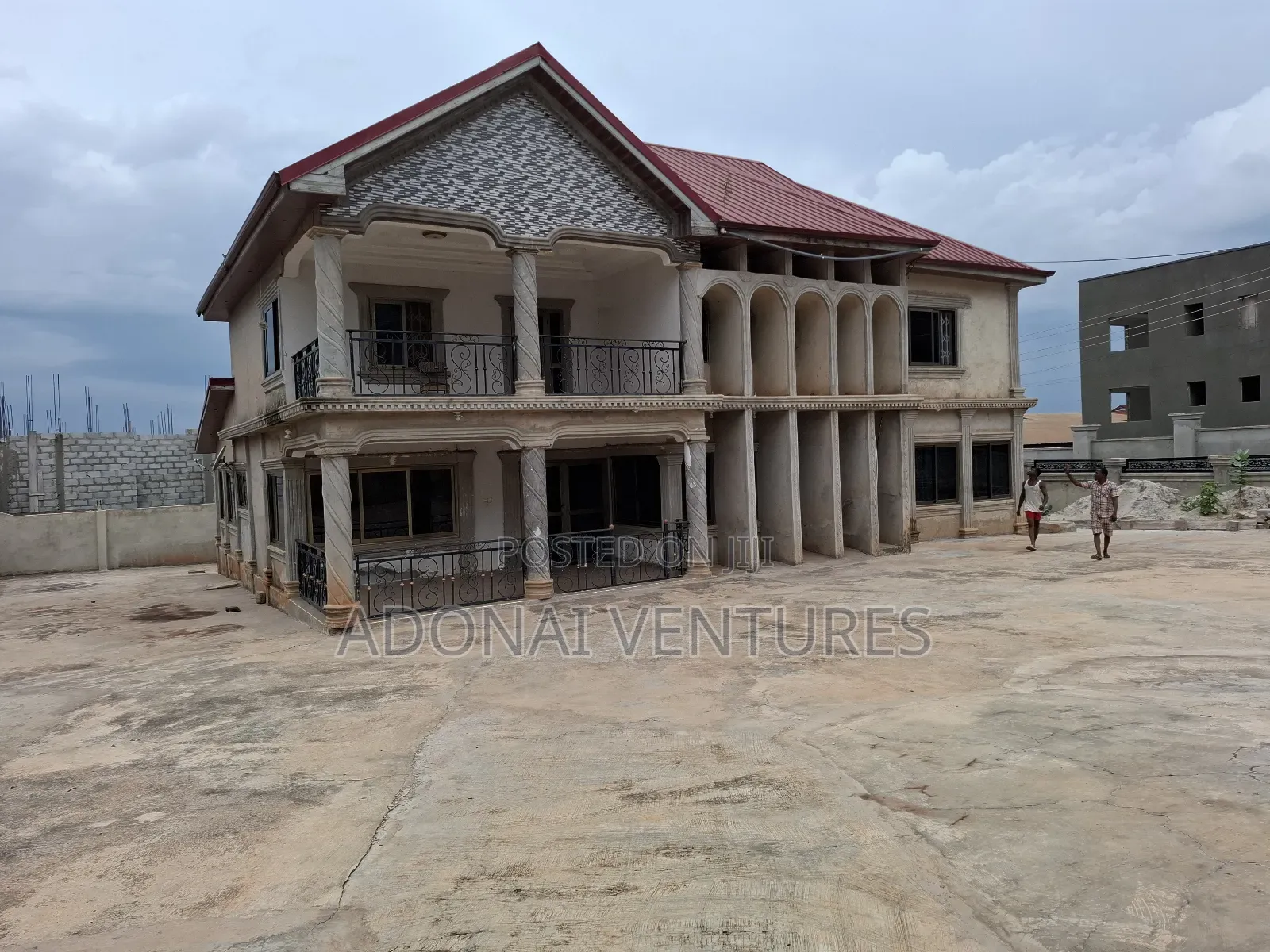 7bdrm House in Atasomanso, Kumasi Metropolitan for rent