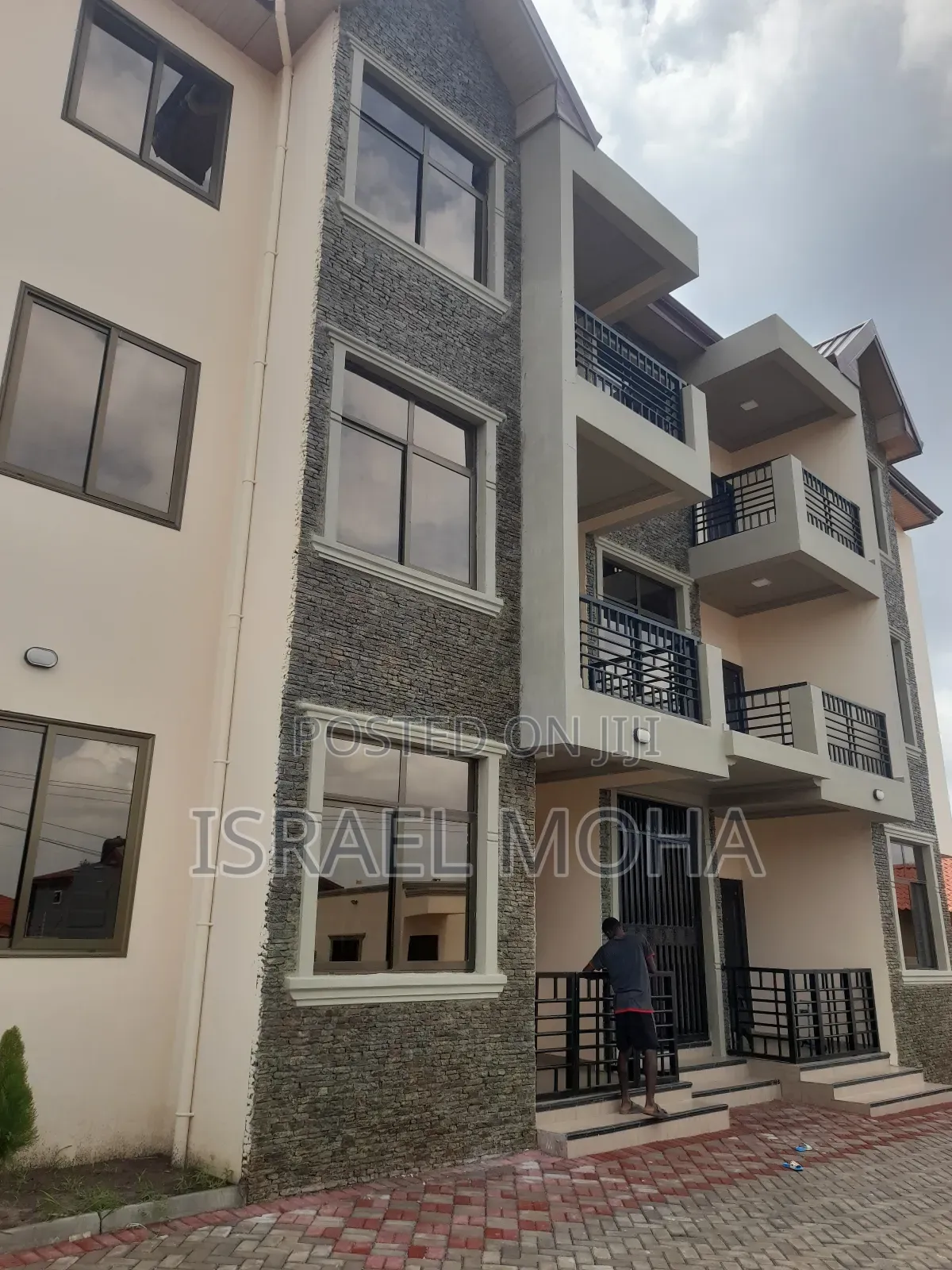 2bdrm Apartment in Adenta Frahfrah, Frafraha for rent