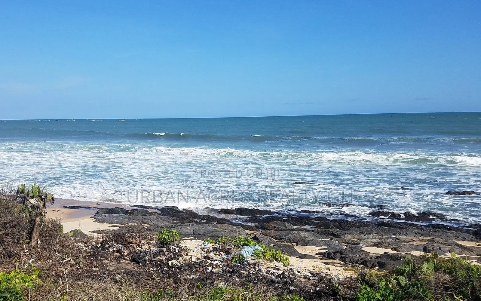 Central Region, (Gomoa Fetteh) _ 5 Plots Oceanfront Land