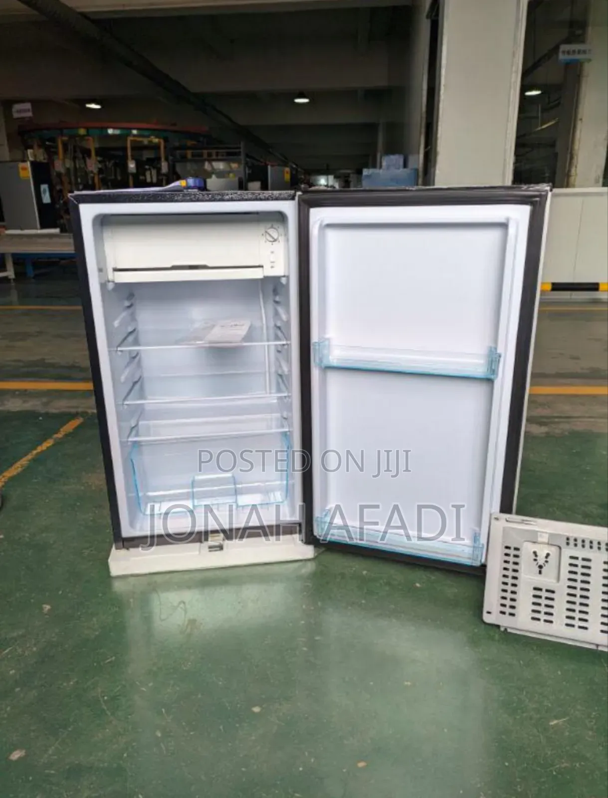 Sunny Walk 90ltr Table Top Fridge