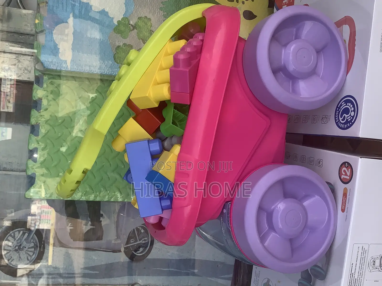 Mega Bloks Scooping Wagon With Building Blocks 125+ PCS