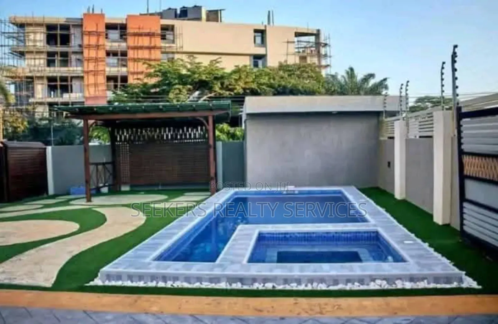 Furnished 5bdrm House in Seekers Realty, Cantonments for rent