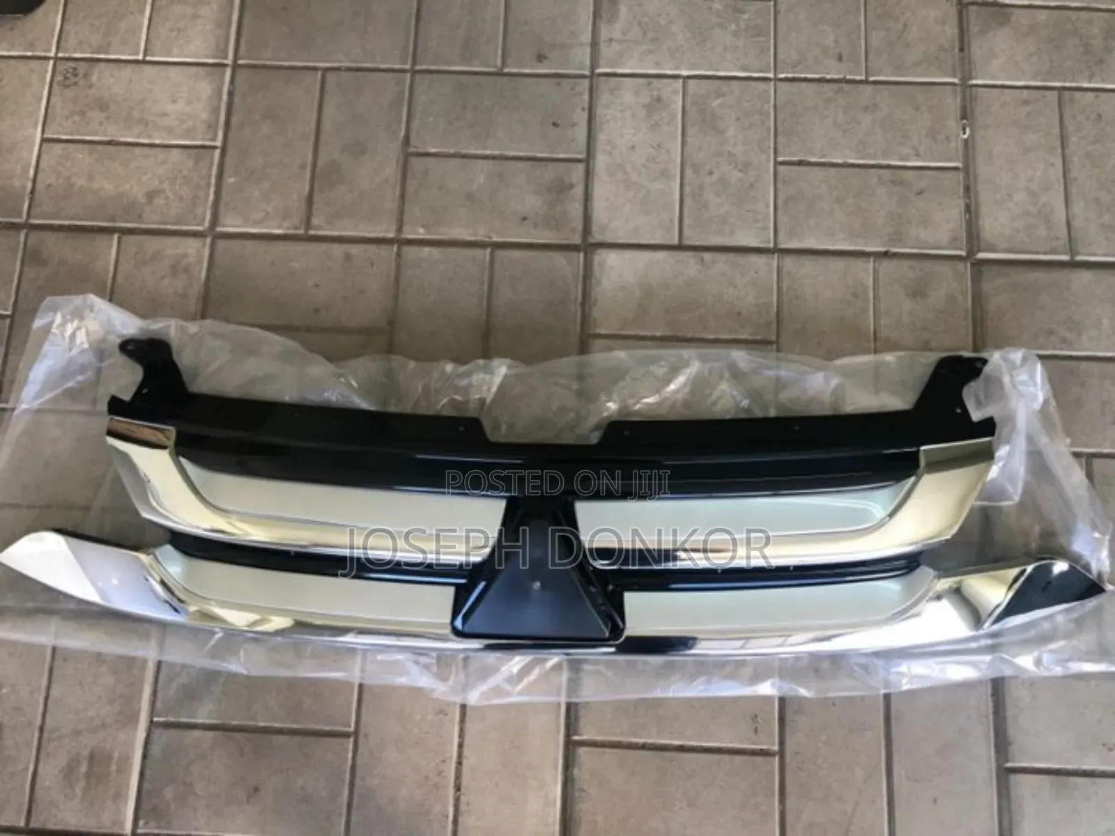 Outlander Top Grille 2016,2017,2018
