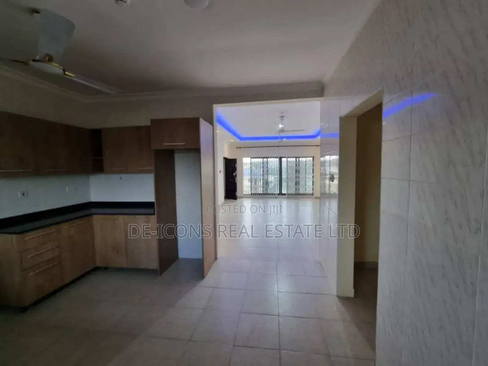 2bdrm Apartment in De-Icons Real Estate, Ga South Municipal for rent